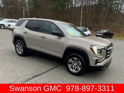 Used 2025 GMC Terrain Elevation AWD/4WD image 2
