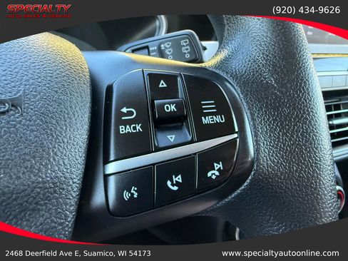 Used 2022 Ford Escape SE image 17