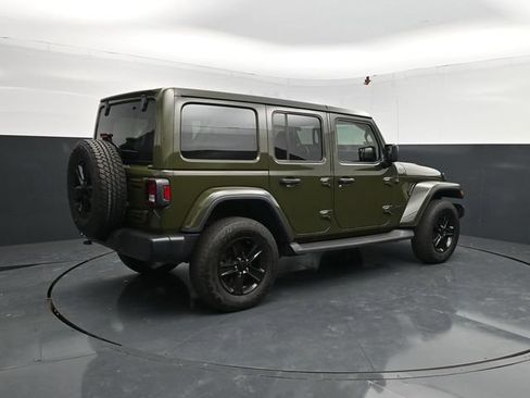Used 2023 Jeep Wrangler Unlimited Sahara AWD/4WD image 9
