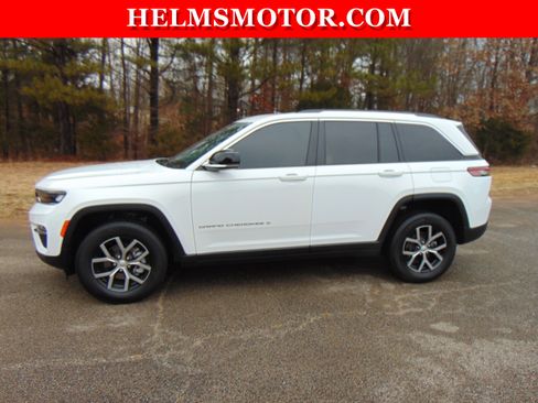 Certified 2024 Jeep Grand Cherokee Limited image 1