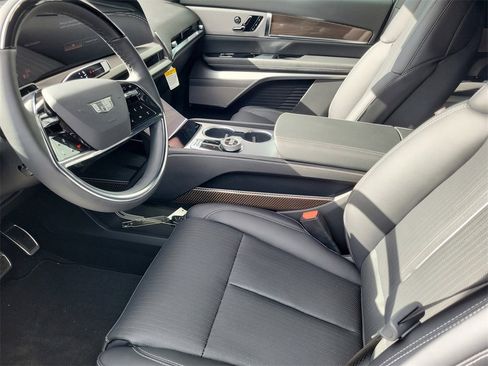New 2026 Cadillac Vistiq Luxury image 8