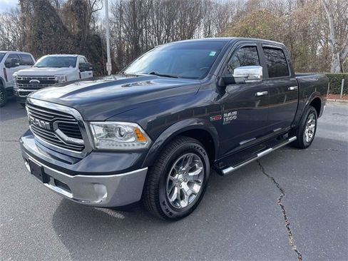 Used 2019 RAM 1500 Laramie image 3