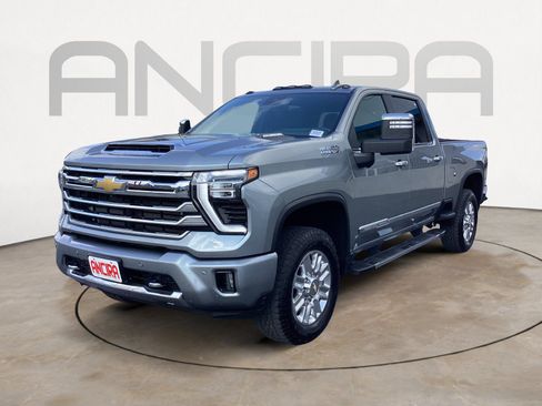 Used 2024 Chevrolet Silverado 3500 High Country w/ High Country Premium Package AWD/4WD image 9