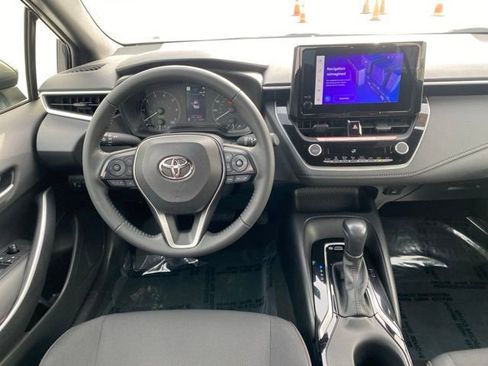 Certified 2025 Toyota Corolla SE image 13