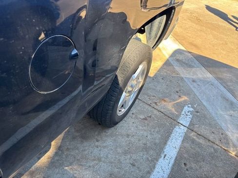 Used 2012 Chevrolet Silverado 2500 LT w/ Texas Edition image 7