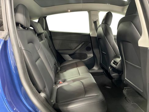 Certified 2023 Tesla Model Y Long Range AWD/4WD image 11