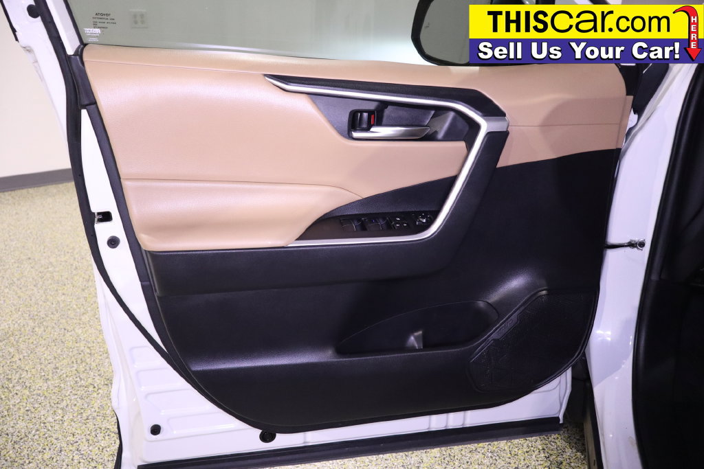 Used 2021 Toyota RAV4 XLE Premium FWD image 38