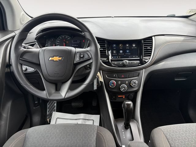 Used 2018 Chevrolet Trax LS FWD image 10