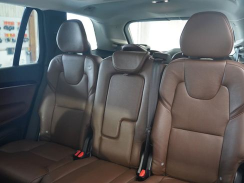 Used 2019 Volvo XC90 T6 Momentum w/ Protection Package Premier AWD/4WD image 33