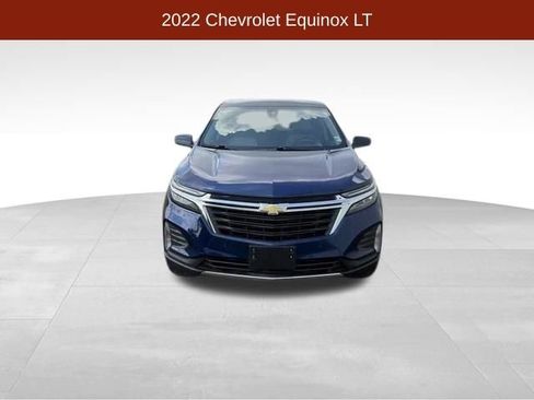 Used 2022 Chevrolet Equinox LT w/ Driver Convenience Package FWD image 2