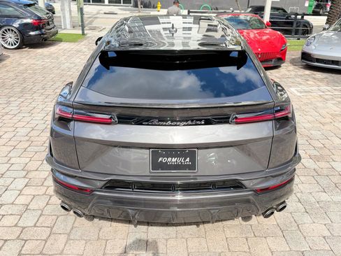 Used 2024 Lamborghini Urus Performante AWD/4WD image 16