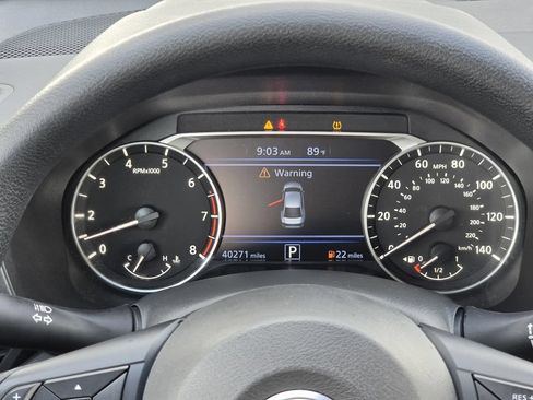 Used 2025 Nissan Altima 2.5 SV FWD image 15