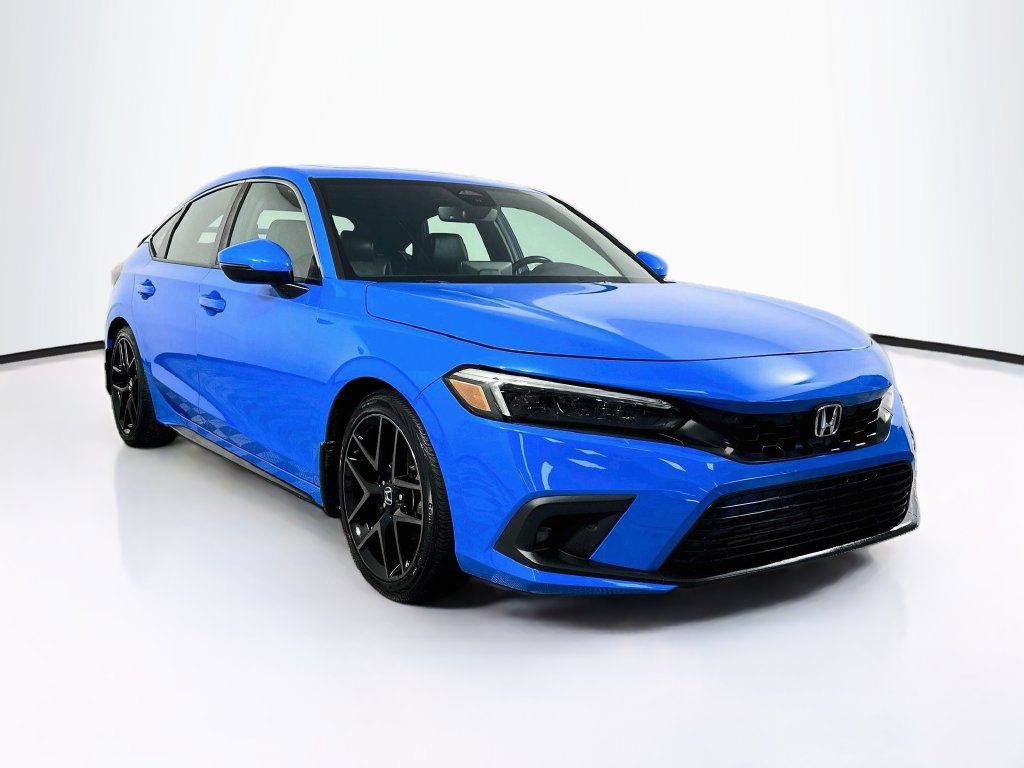 Used 2024 Honda Civic Sport Touring image 2