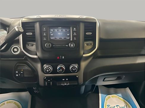 Used 2019 RAM 2500 Big Horn AWD/4WD image 15