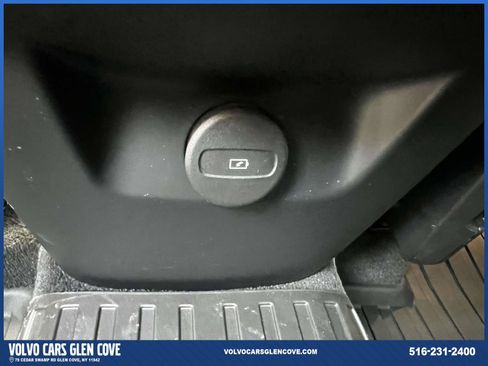 Used 2026 Volvo XC90 B6 Ultra w/ Protection Package AWD/4WD image 13