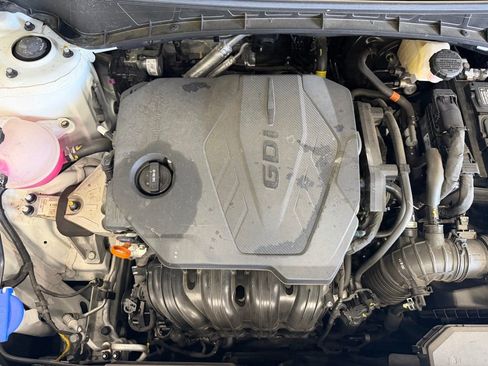 Used 2023 Hyundai Tucson SE image 11