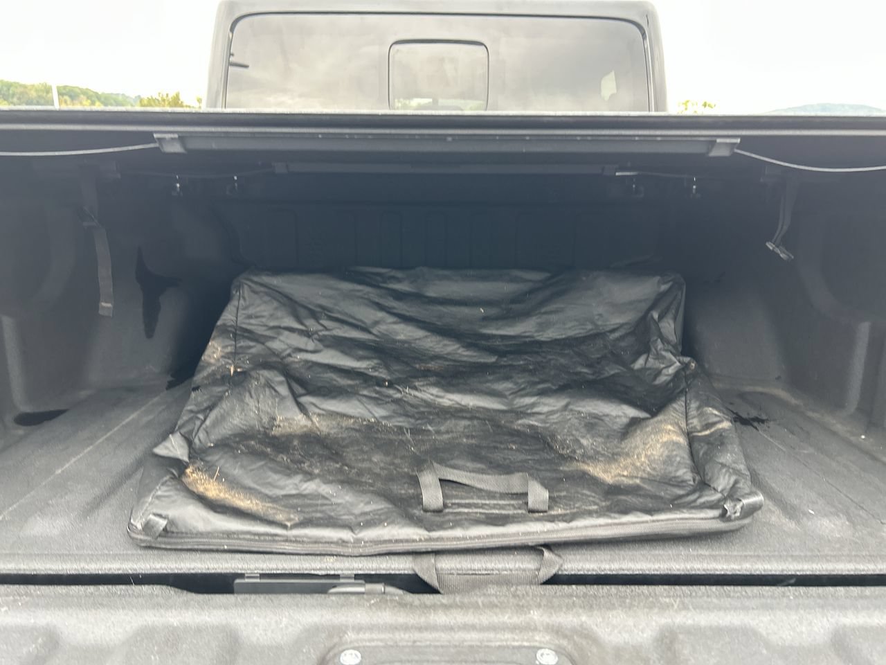 Used 2021 Jeep Gladiator Overland AWD/4WD image 9