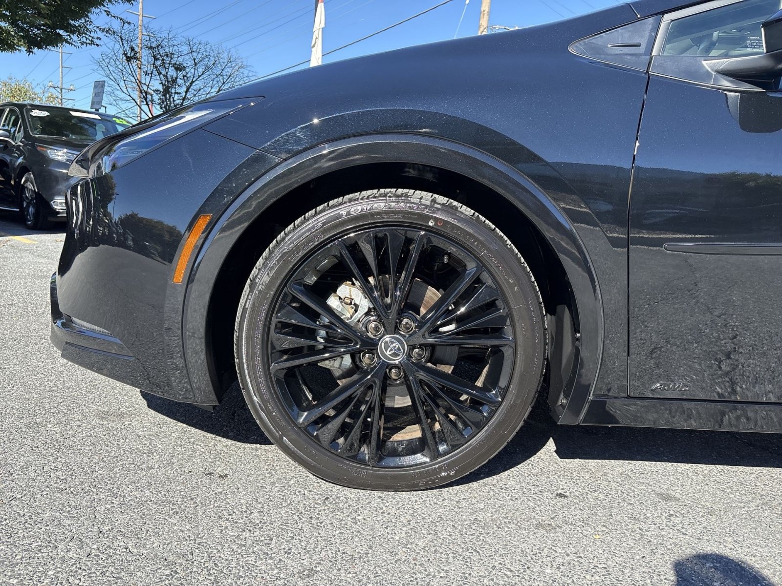 Used 2025 Toyota Prius AWD image 12