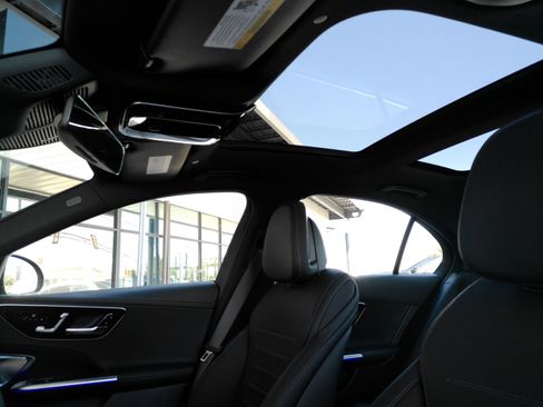 Certified 2024 Mercedes-Benz C 300 4MATIC Sedan image 13