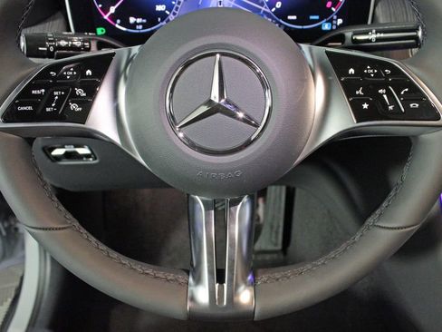 Certified 2025 Mercedes-Benz GLC 300 4MATIC image 20