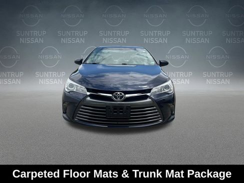 Used 2017 Toyota Camry XLE w/ Protection Package (Q2) FWD image 10