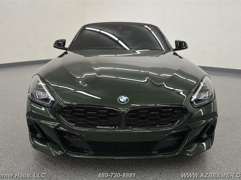 Used 2025 BMW Z4 M40i w/ Premium Package image 5