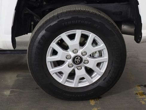 Used 2025 Toyota Tacoma SR5 RWD image 35