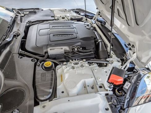 Used 2014 Jaguar F-TYPE Convertible image 25