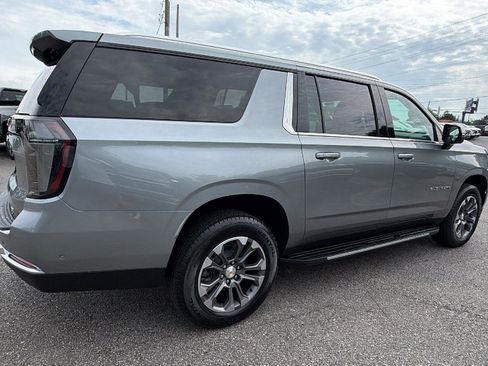 New 2026 Chevrolet Suburban LT w/ Comfort Package RWD image 5