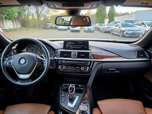 Used 2016 BMW 428i xDrive Convertible image 11