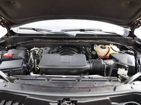 Certified 2022 Cadillac Escalade Premium Luxury image 28