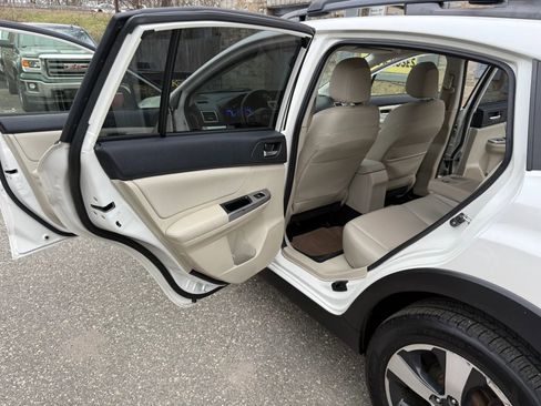 Used 2015 Subaru Crosstrek Touring image 24