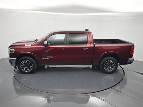 Used 2025 RAM 1500 Laramie AWD/4WD image 35