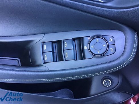 Used 2022 Buick Encore GX Select image 29