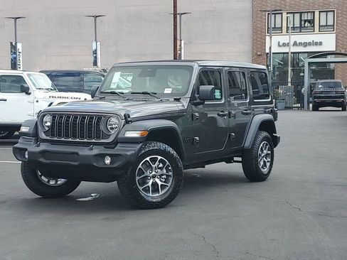 New 2025 Jeep Wrangler Sport S image 32