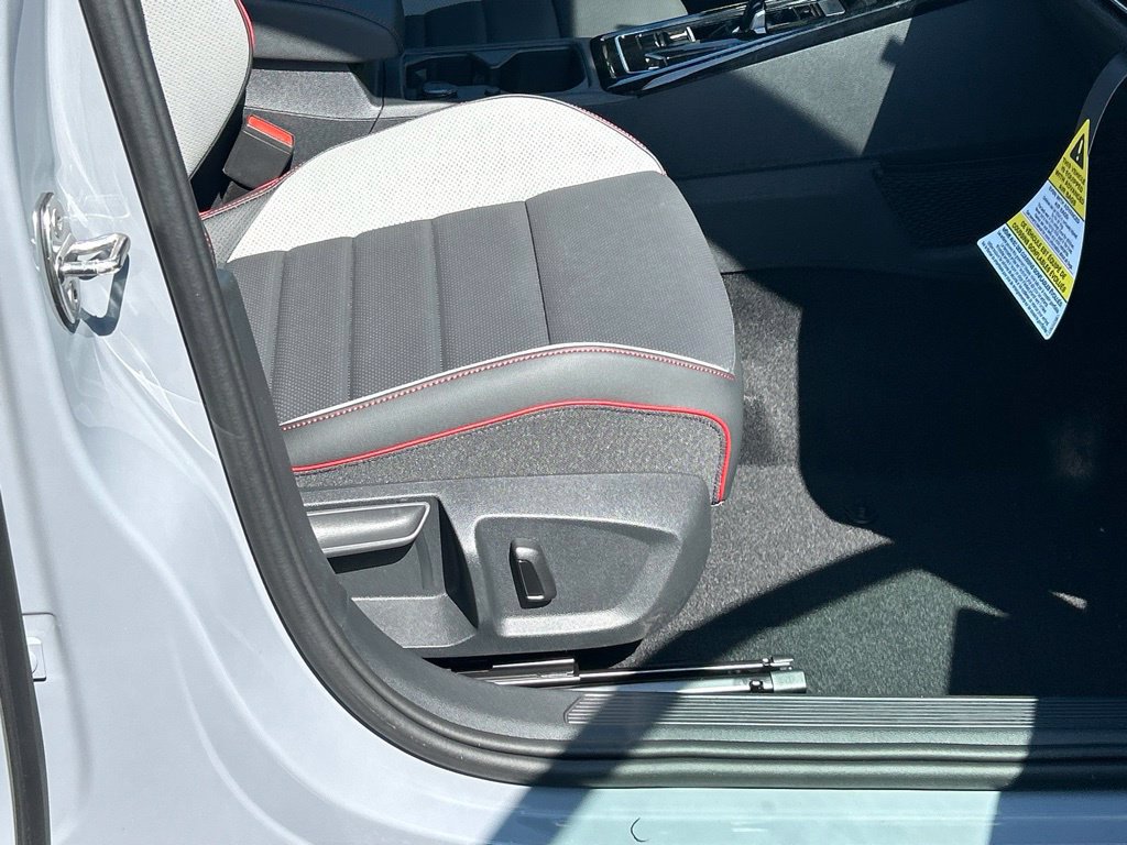 New 2026 Volkswagen GTI SE FWD image 41
