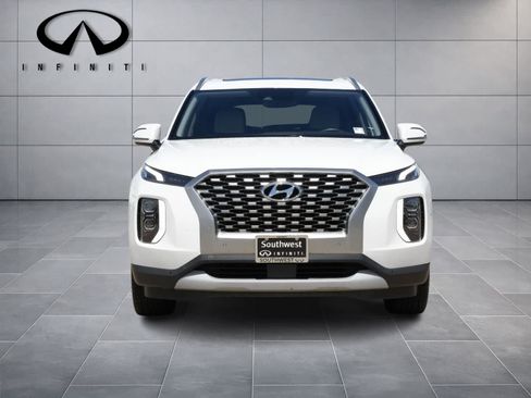 Used 2021 Hyundai Palisade SEL w/ Premium Package FWD image 2