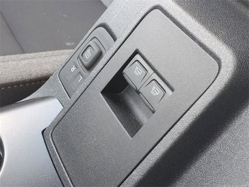 Used 2022 Ford Bronco Big Bend w/ Sasquatch Package image 22