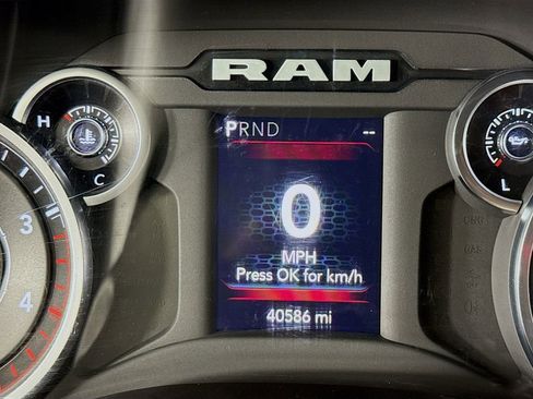 Used 2024 RAM 3500 Big Horn image 13