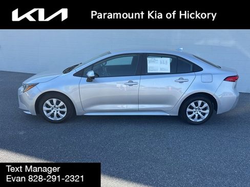 Used 2024 Toyota Corolla LE FWD image 4