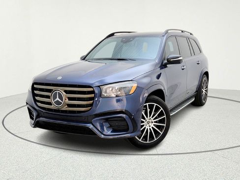 New 2026 Mercedes-Benz GLS 450 4MATIC image 2