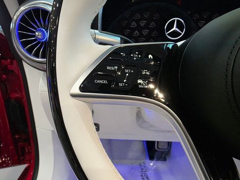 Certified 2026 Mercedes-Benz Maybach SL 680 image 17