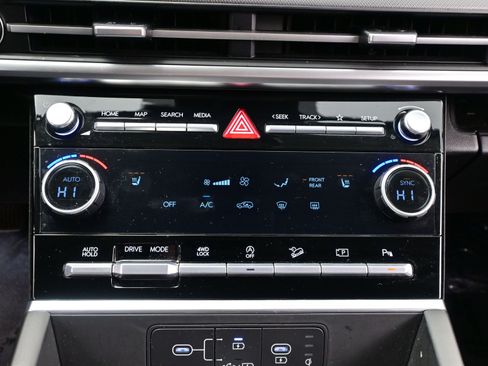 Used 2025 Hyundai Santa Fe XRT image 21