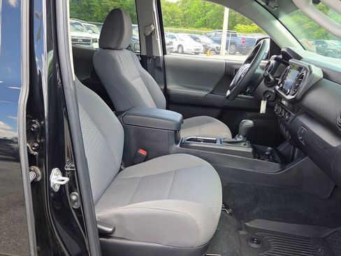 Used 2023 Toyota Tacoma SR AWD/4WD image 13
