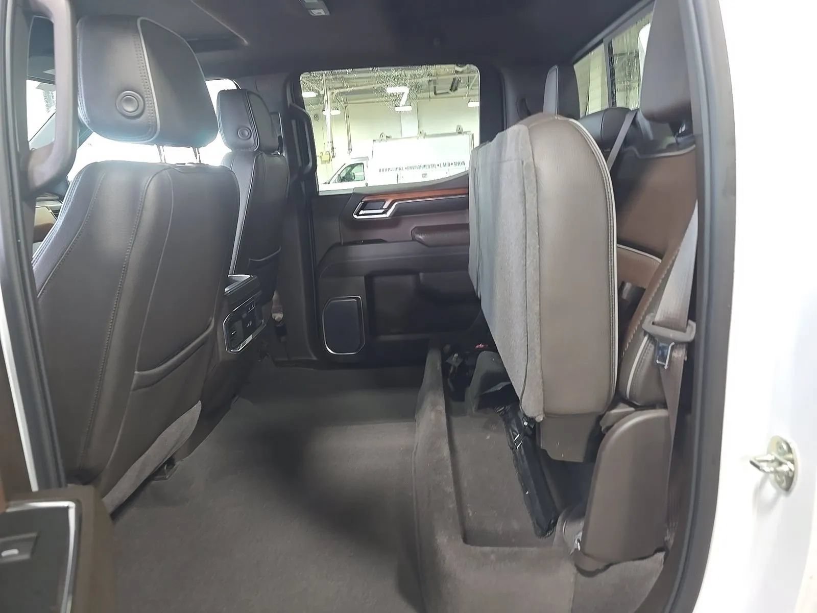 Used 2022 GMC Sierra 1500 Denali w/ Technology Package AWD/4WD image 19