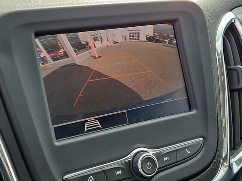 Used 2022 Chevrolet Equinox LT image 30