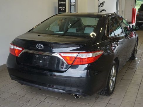 Used 2016 Toyota Camry SE FWD image 12