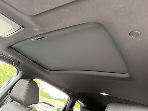 Used 2025 Honda CR-V Sport image 15