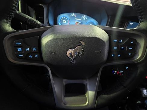 Certified 2025 Ford Bronco Badlands image 19