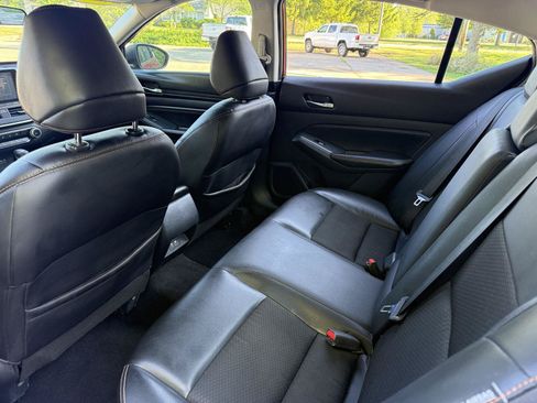 Used 2020 Nissan Altima 2.5 SR FWD image 19